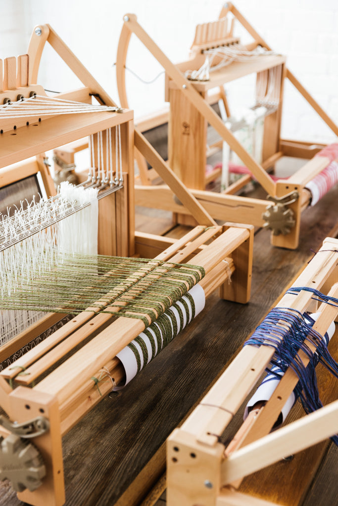 Weave your own Infinity Scarf or Cowl on a table loom